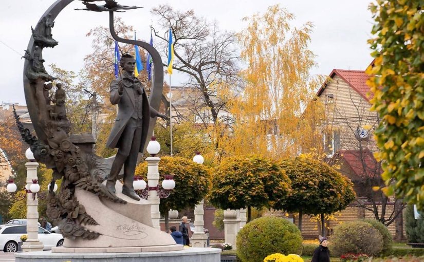 🇺🇦Пам’ятник Тарасу Шевченку на Центральній площі Ірпеня ми відкрили на День Незалежності України 24 серпня 2017 року.